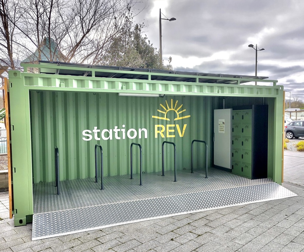 Station REV 2